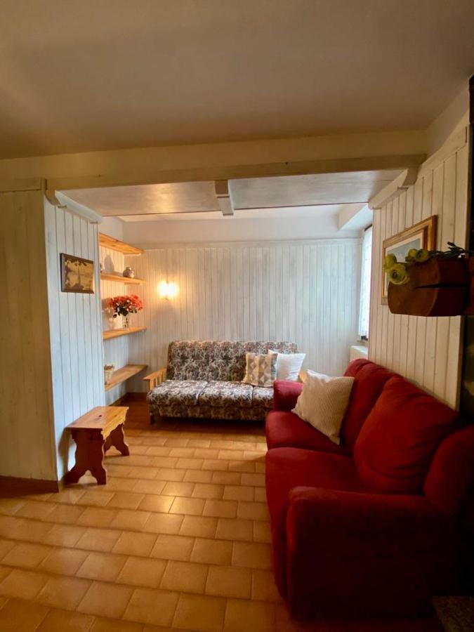 La Casa Del Nonno Franco Villa Colico Bagian luar foto
