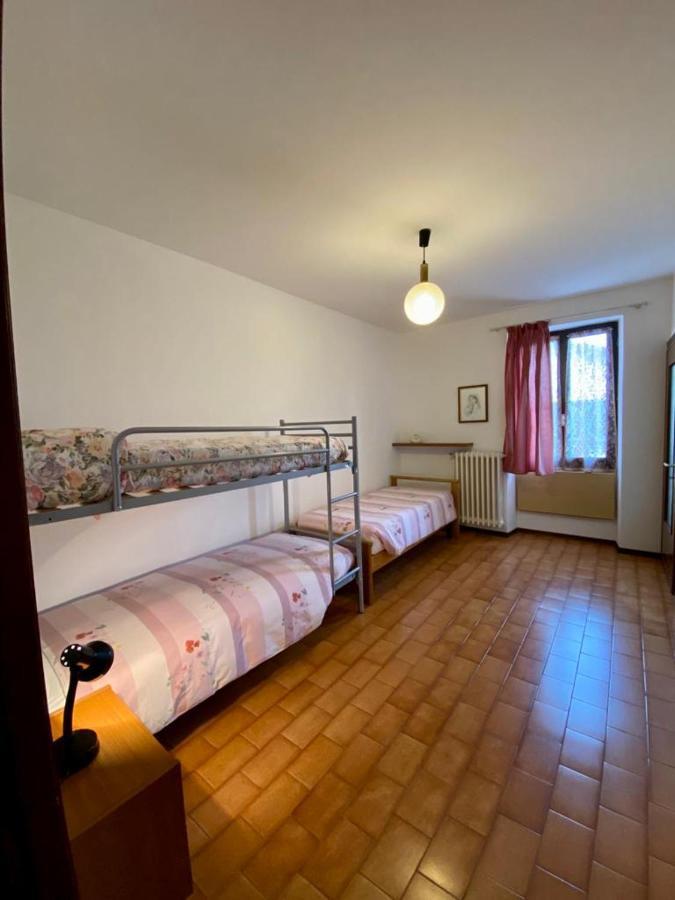 La Casa Del Nonno Franco Villa Colico Bagian luar foto