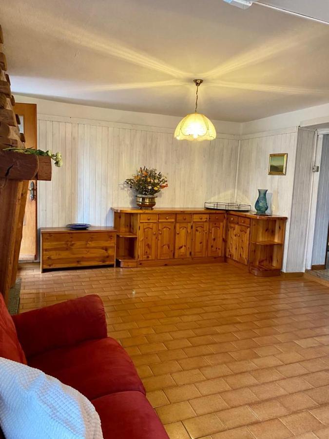 La Casa Del Nonno Franco Villa Colico Bagian luar foto