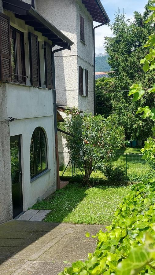 La Casa Del Nonno Franco Villa Colico Bagian luar foto